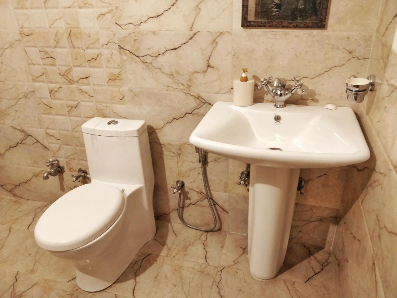 Meraki - Entire 3Bhk Villa With Himalayan Views Раникхет Экстерьер фото